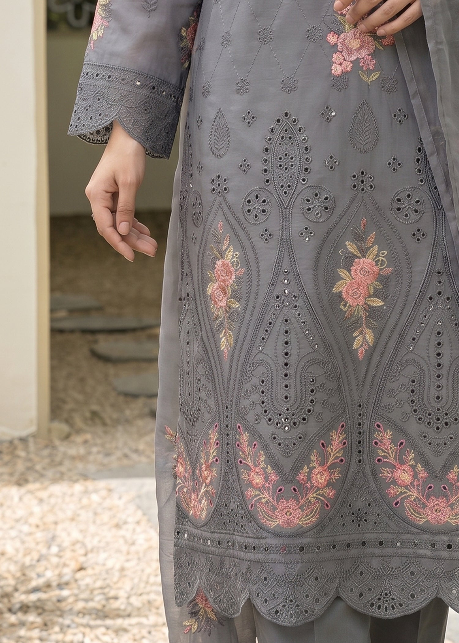 Zeenat - Grey