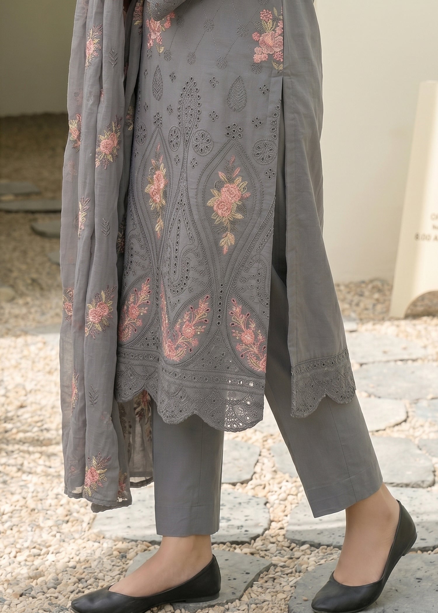 Zeenat - Grey