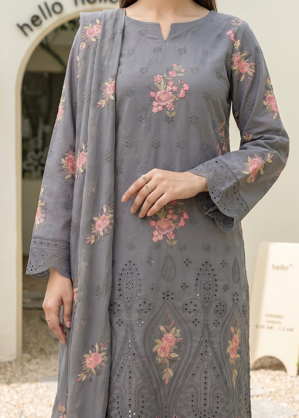 Zeenat - Grey