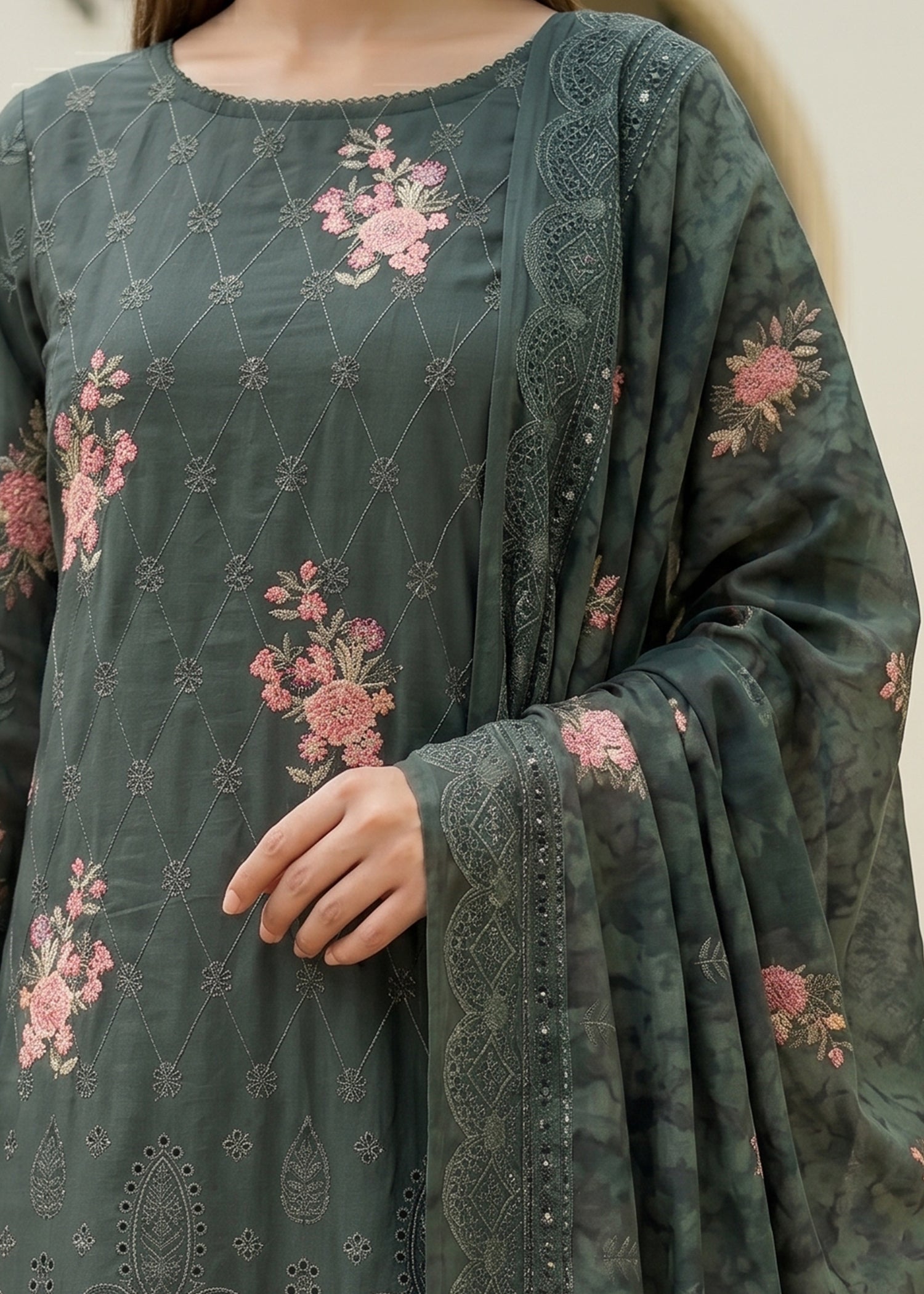 Zeenat - Green