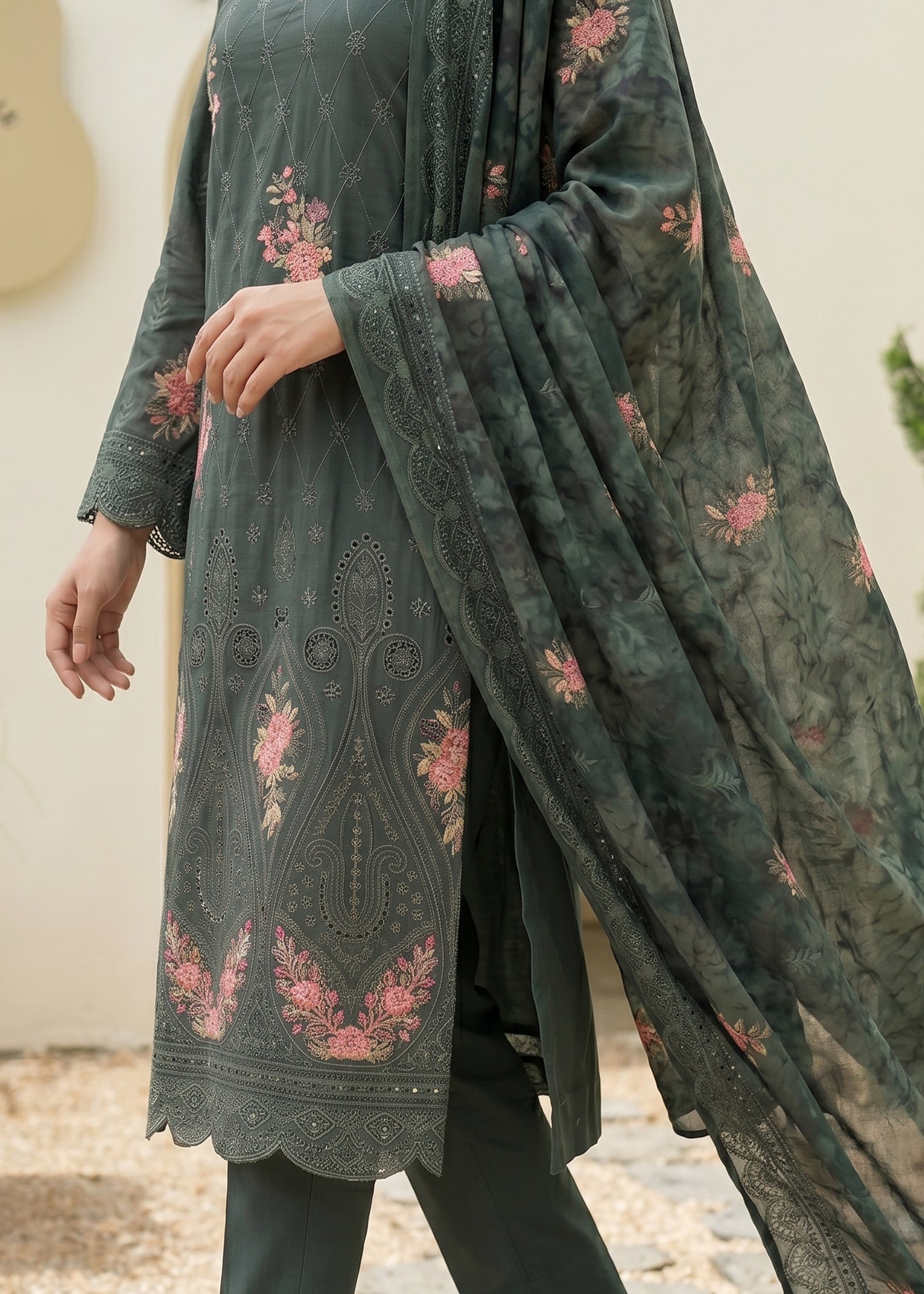 Zeenat - Green